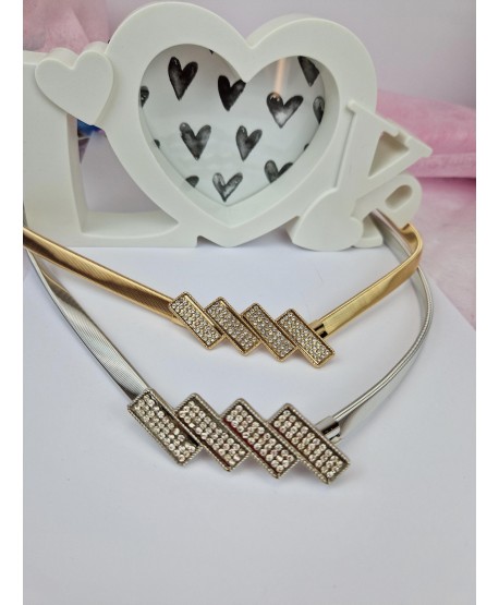 Paski sprężynkowe z ozdobną klamrą