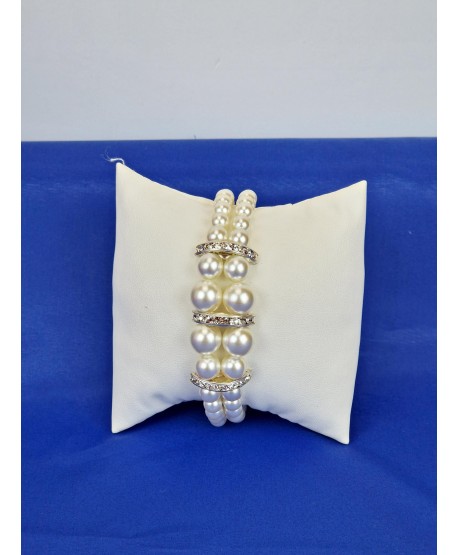 Bransoletki ze szklanych białych pereł ze wstawkami