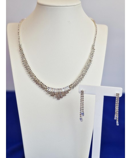 Komplet naszyjnik kolczyki srebrne, drobne dżety