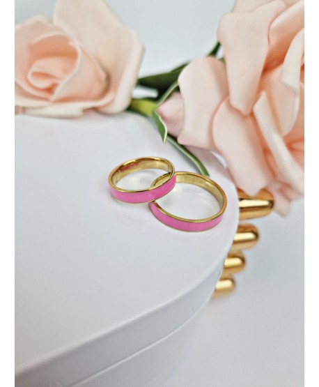 Pierścionek różowy z emalią