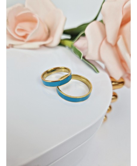 Pierścionek z błękitną emalią
