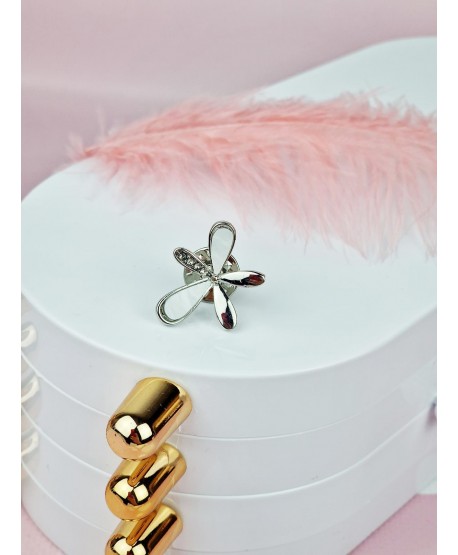 Broszka typu pin- srebrny kwiatek