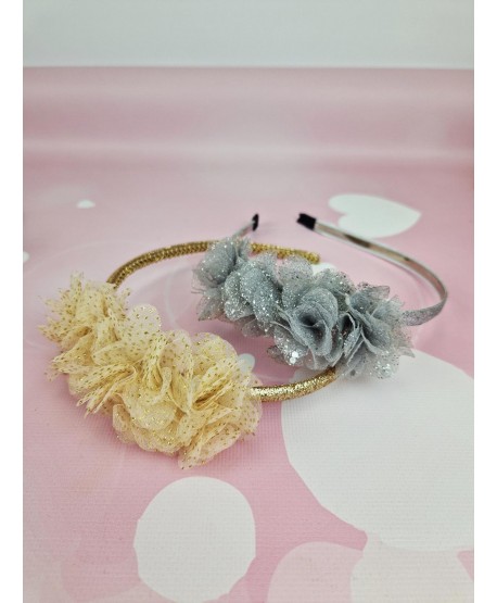 Opaski z tiulowymi kwiatkami