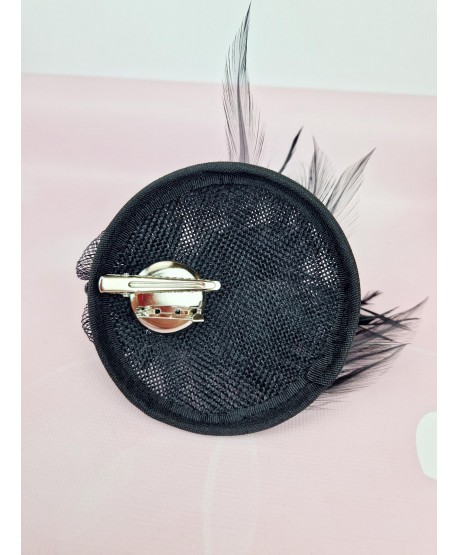 Fascynator toczek czarny z piórkami