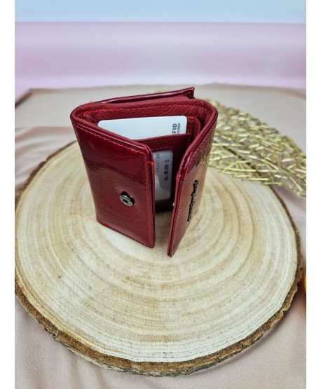 Portfel skórzany mały czerwony lakierowany
