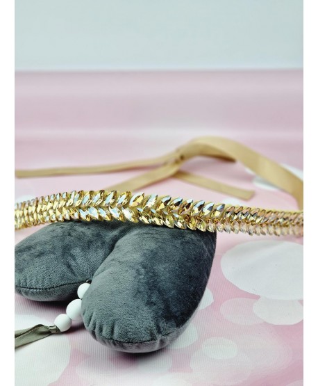 Ozdobne paski do sukienki na taśmie z kryształków