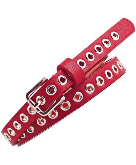 Czerwony klasyczny pasek z ozdobnymi dziurkami
