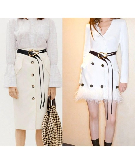 Przekładany czarny pasek ze złotą klamrą