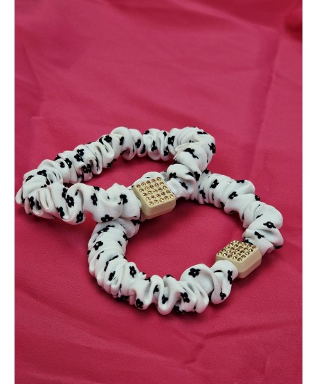 Zestawy gumeczek do włosów w kwiatuszki z ozdobą