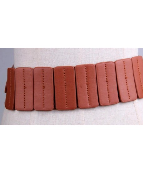Brązowy pasek na gumie zapinany