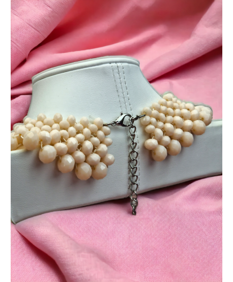 Naszyjnik z kolczykami typu kołnierz