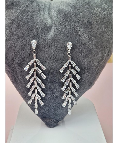 Kolczyki eleganckie srebrne gałązki