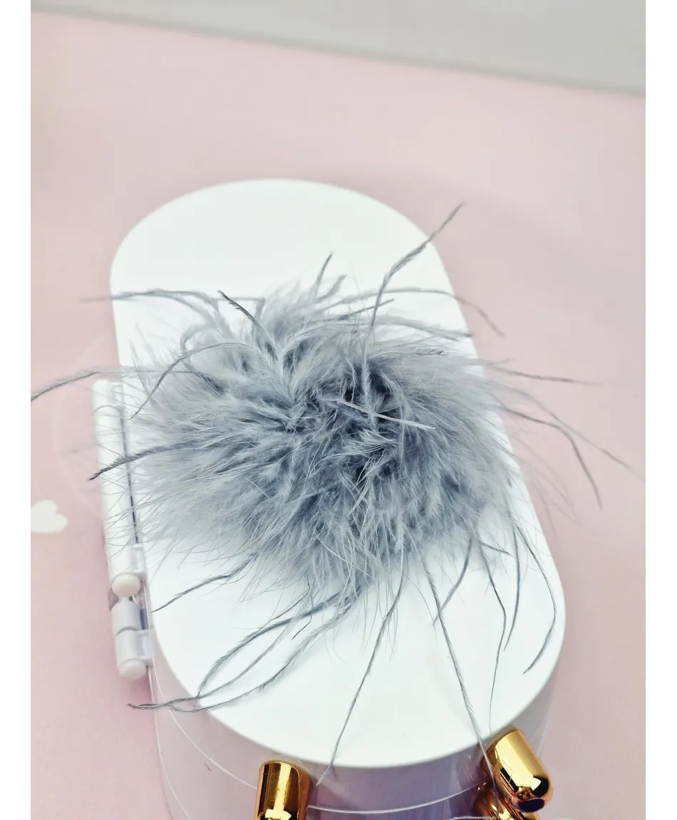 Broszki przypinki puchate w kolorach