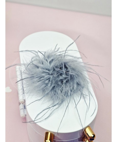 Broszki przypinki puchate w kolorach