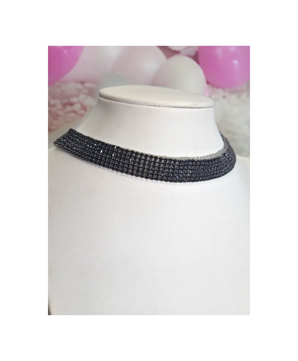 Chokery czarne dżetowe różne wielkości