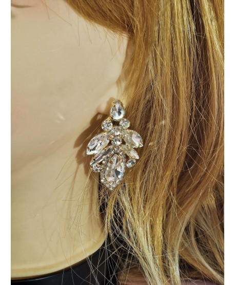 Kolczyki bogato zdobione przy uchu w kolorze złotym