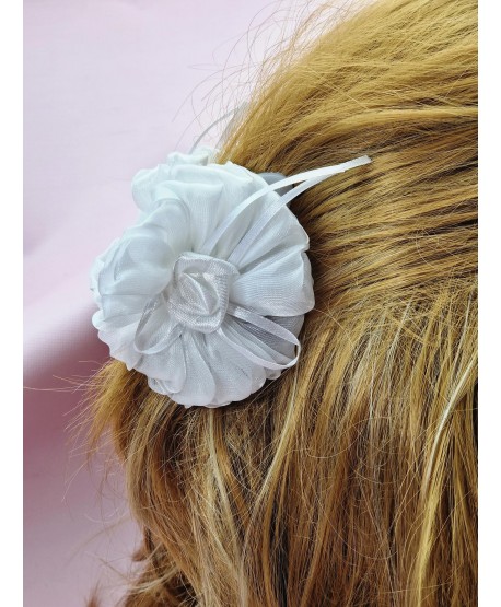 Spinka szczęka z białym kwiatuszkiem