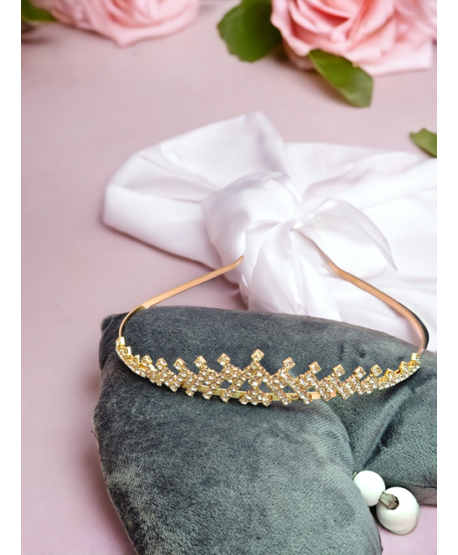 Subtelny diadem korona złota