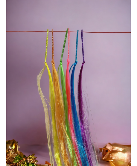 Pasemka kolorowych włosów