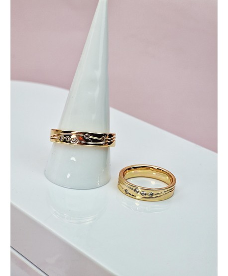 Pierścionek stal obrączka ze wzorem cyrkonii