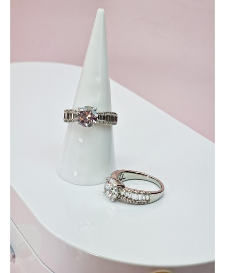 Pierścionek stal srebrny ozdobna cyrkonia