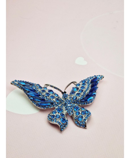 Broszki piękne cyrkoniowe motyle z kolorach