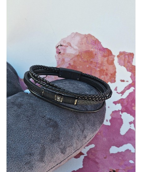 Bransoletka skórzana męska z czarnymi elementami