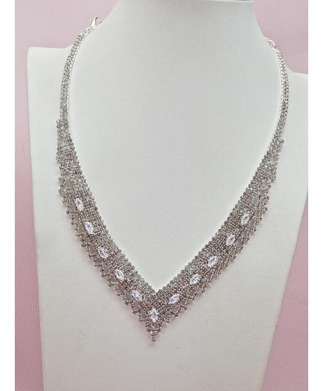 Komplet biżuterii srebrnej naszyjnik z kolczykami