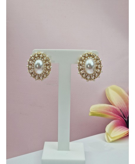 Klipsy złote owalne klipsy z dodatkiem perełek