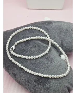 Korale drobne białe perełki