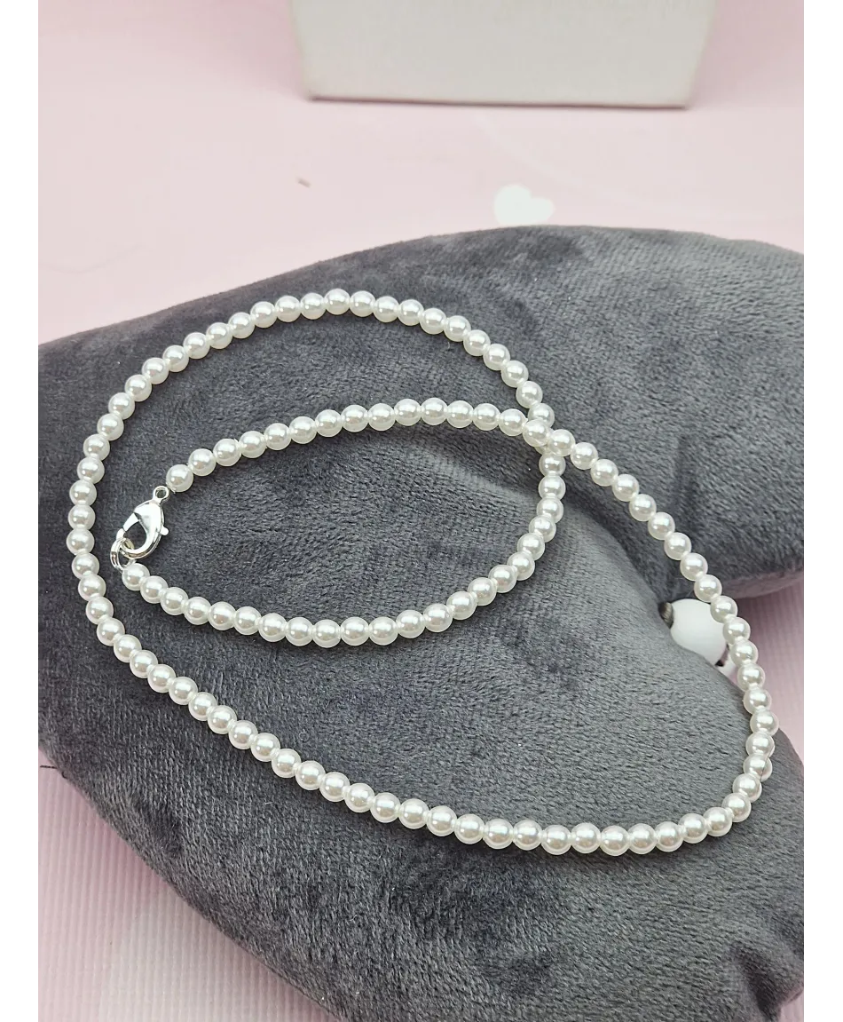 Korale drobne białe perełki