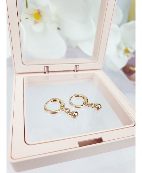 Kolczyki złote z wiszącą kuleczką