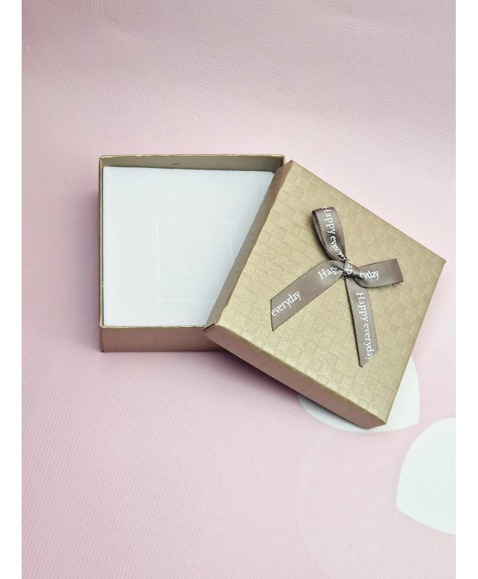 Opakowanie prezentowe kwadratowe z kokardką- kolory