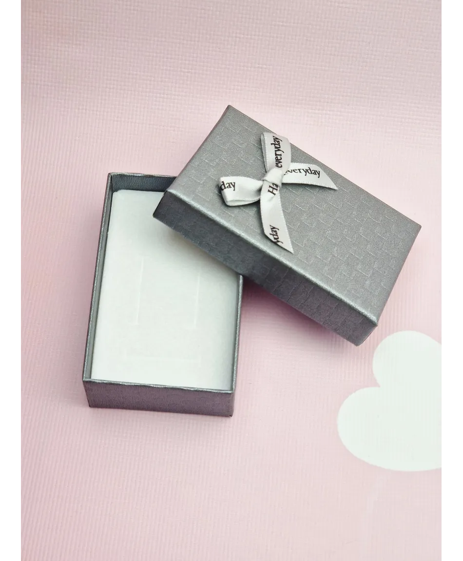 Opakowanie prezentowe z kokardką- kolory