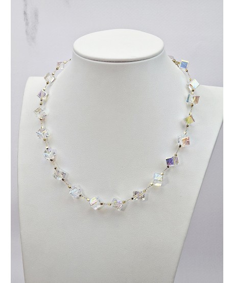 Naszyjnik celebrytka stal z opalizującymi kryształkami