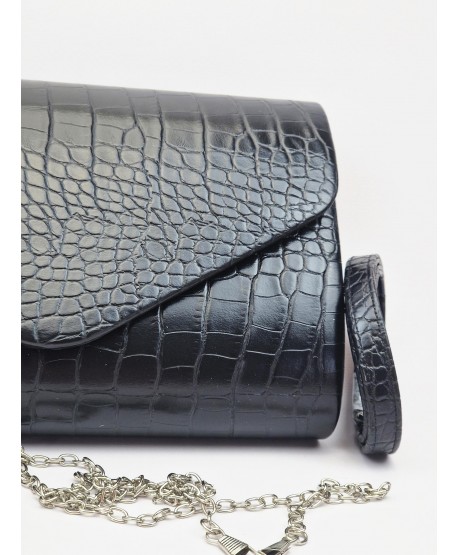 Torebki kopertówki ekoskóra wężowe czarna czerwona