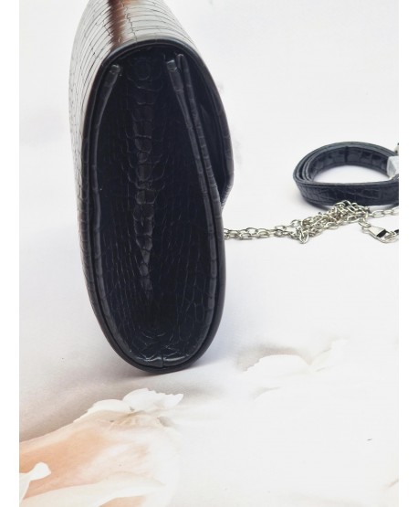 Torebki kopertówki ekoskóra wężowe czarna czerwona