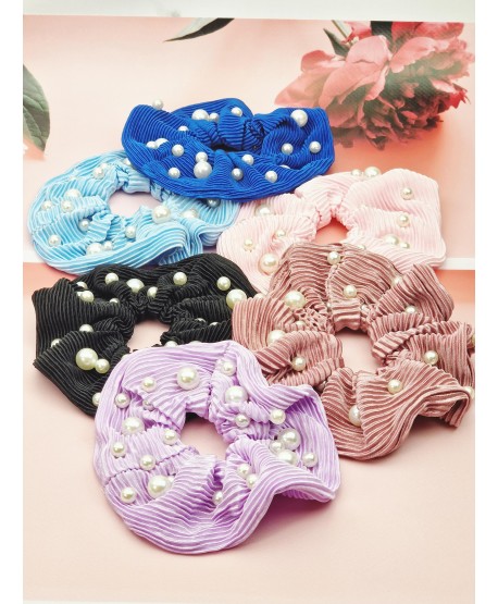 Gumki scrunchie plisowane z perełkami