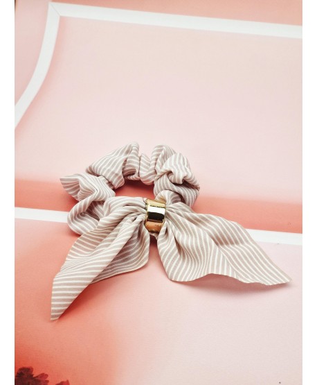 Gumki scrunchie z chustką w paseczki