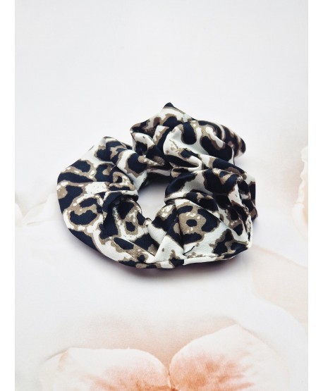 Gumki scrunchie panterkowe