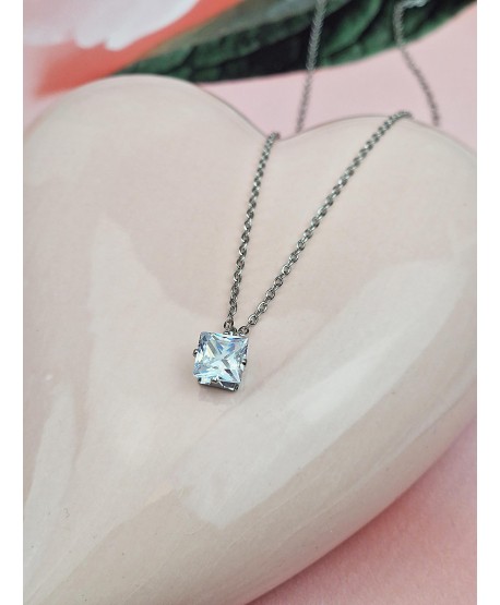 Naszyjnik celebrytka stal z kryształkiem