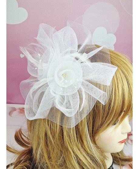 Fascynator toczek biały z różami