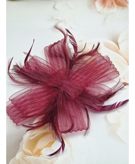 Fascynator toczek bordowy z piórkami