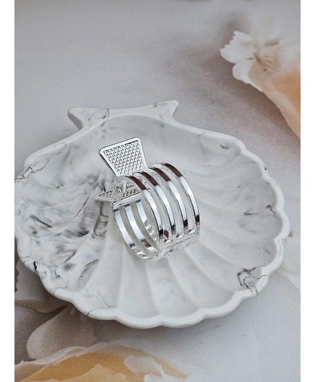 Spinka ozdoba na kucyk z paseczkami