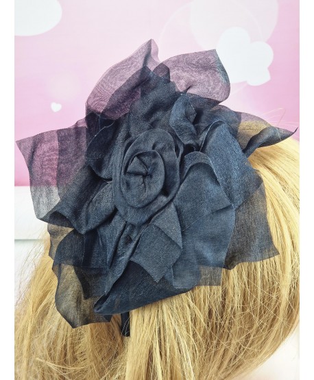 Opaska na włosy z dużą, czarną różą