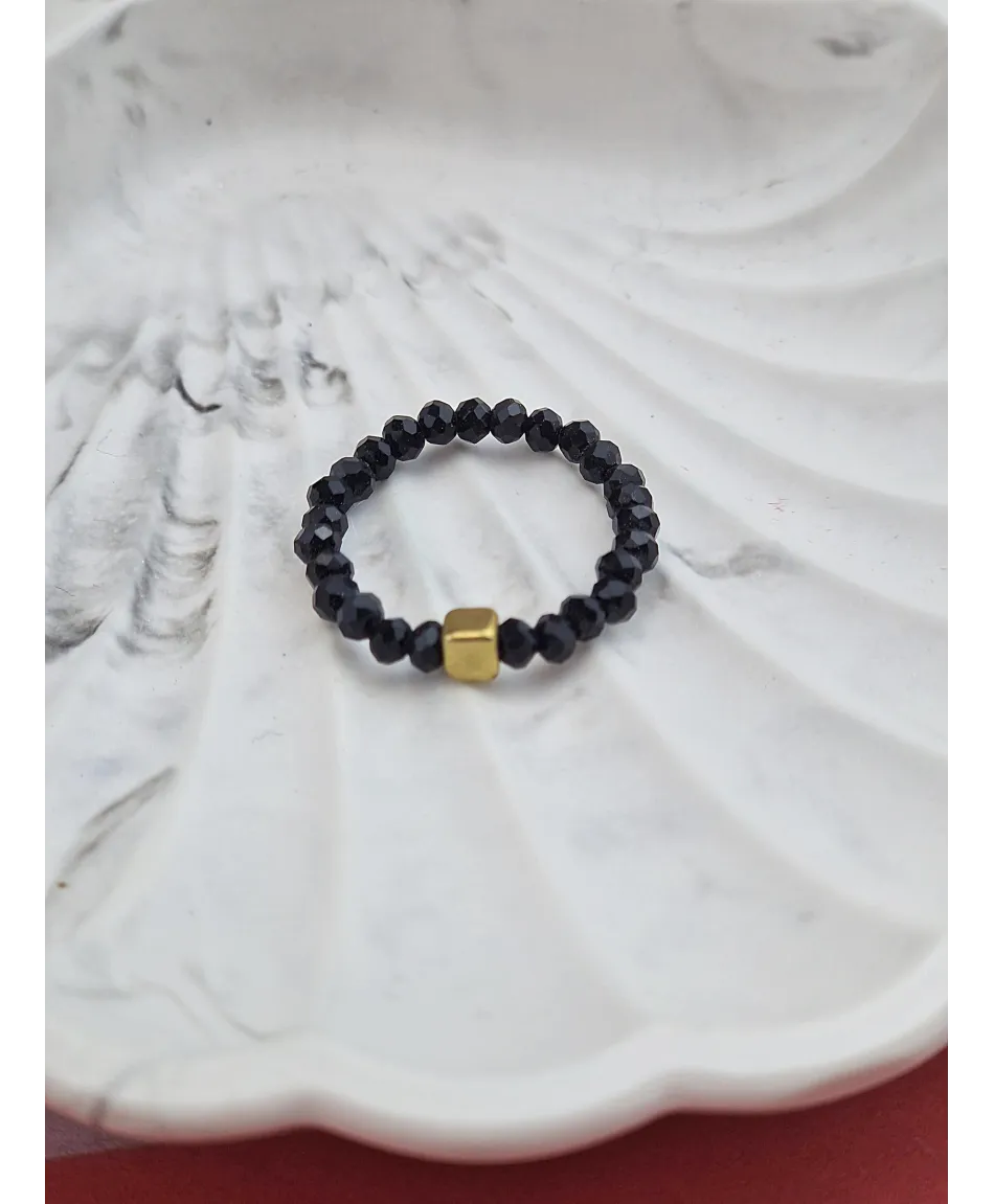 Pierścionek elastyczny z koralików - kolory