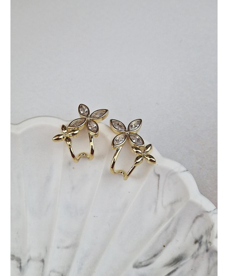 Kolczyki stal cyrkoniowe kwiatuszki z haczykiem