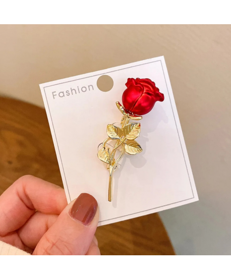 Broszka złota śliczna róża