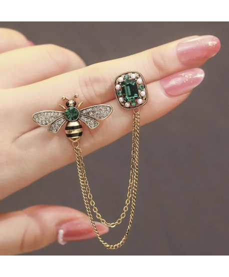 Broszka przypinka pszczółka z łańcuchem zielona