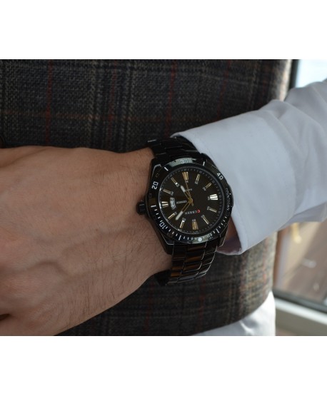 Zegarek męski na czarnej bransolecie